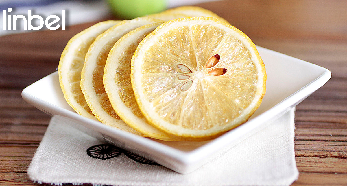 The production process of freeze-dried lemon slices.